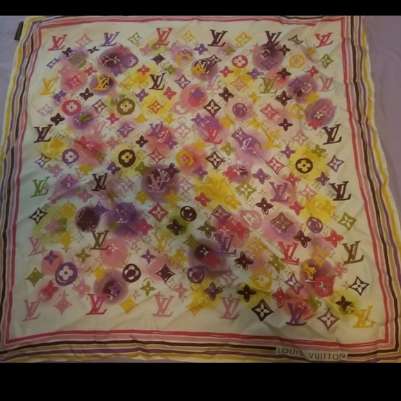 Louis Vuitton Accessories - Louis Vuitton scarf Louis Vuitton Accessories - Louis Vuitton scarf